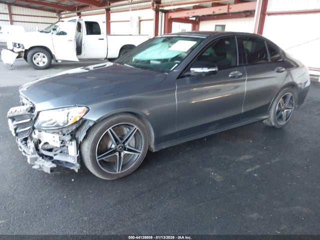 55SWF4JB9JU254808 Mercedes-Benz C 300