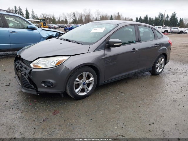 Ford FOCUS SE 2014 1FADP3F2XEL391872 Image 2