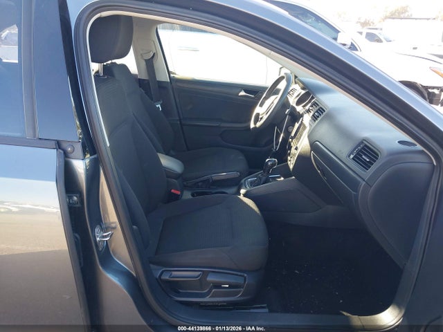 3VW267AJXGM399690 Volkswagen Jetta 1.4t S