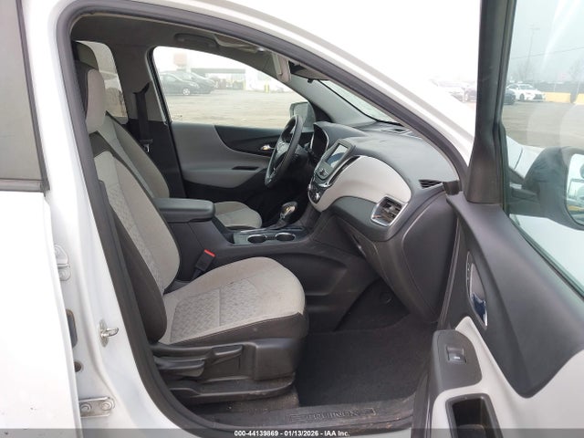 3GNAXSEV0NS104141 Chevrolet Equinox Awd Ls