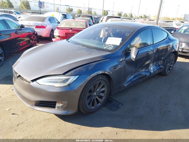 2018 TESLA MODEL S 5YJSA1E29JF249826 Photo 1