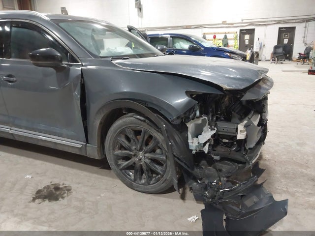 44139877 :رقم المزاد ، JM3TCBDY8N0629021 vin ، 2022 Mazda Cx-9 Carbon Edition مزاد بيع