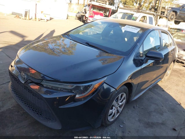 Toyota COROLLA LE 2020 5YFEPRAE2LP075454 Image 2