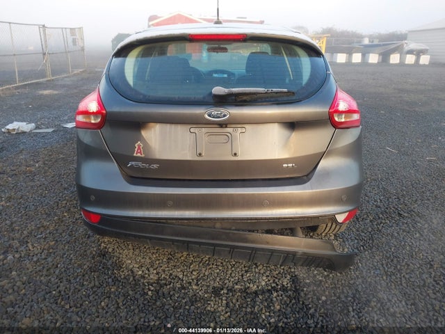 Ford FOCUS SEL 2017 1FADP3M28HL225065 Image 16