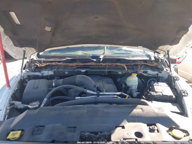 44139936 :رقم المزاد ، 1C6RR7LT5FS544963 vin ، 2015 Ram 1500 Lone Star مزاد بيع