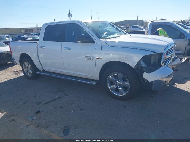 44139936 :رقم المزاد ، 1C6RR7LT5FS544963 vin ، 2015 Ram 1500 Lone Star مزاد بيع