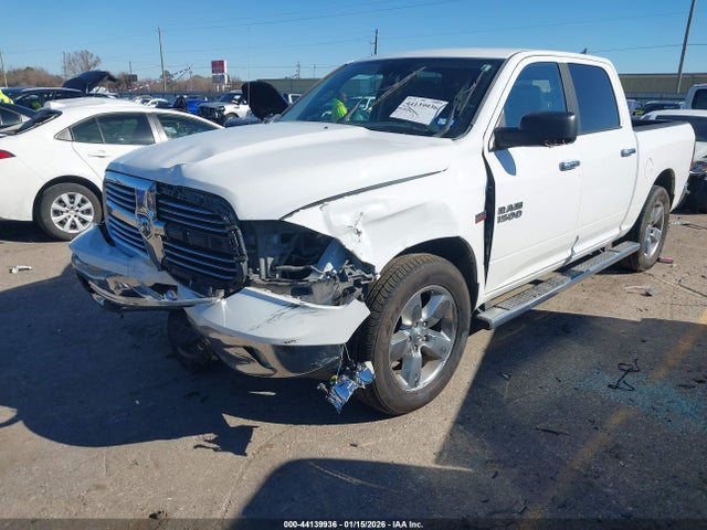 44139936 :رقم المزاد ، 1C6RR7LT5FS544963 vin ، 2015 Ram 1500 Lone Star مزاد بيع