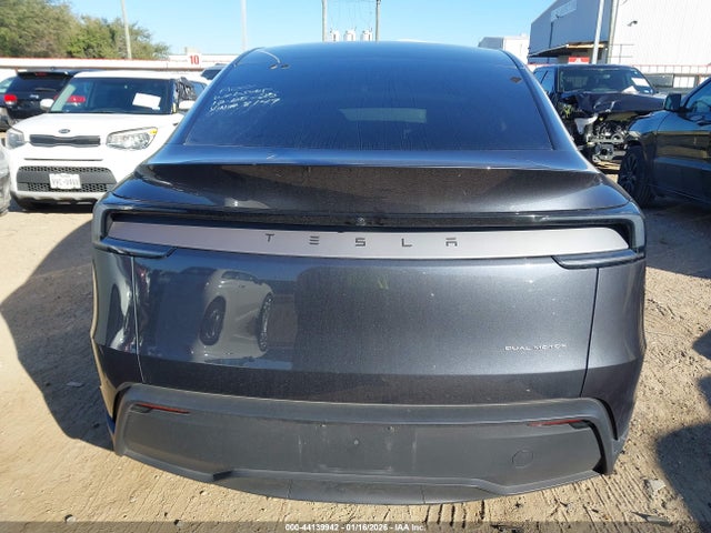 Продажа на аукционе авто 2026 Tesla Model Y Long Range Launch Series/premium All-wheel Drive, vin: 7SAYGDEE4TA398149, номер лота: 44139942
