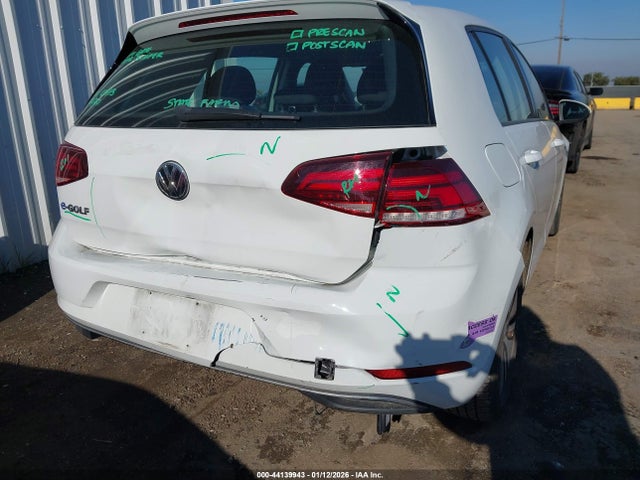 WVWKR7AU6KW911863 Volkswagen E-golf Se