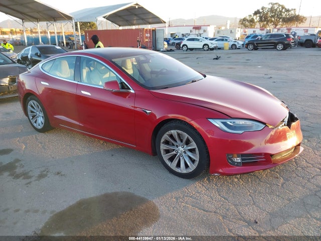 2017 TESLA MODEL S 5YJSA1E28HF232624 Photo 0