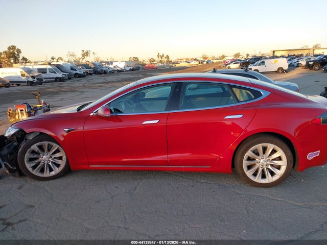 Tesla Model S 100d/60d/75d/90d/p100d 2017 5YJSA1E28HF232624 Image 14
