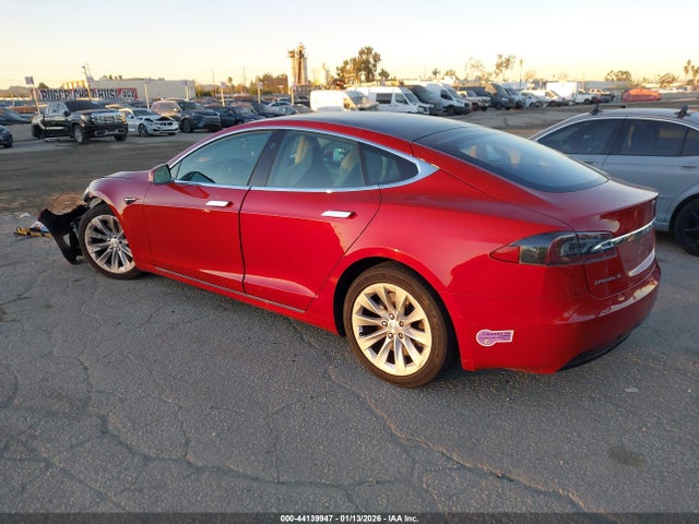 2017 TESLA MODEL S 5YJSA1E28HF232624 Photo 2