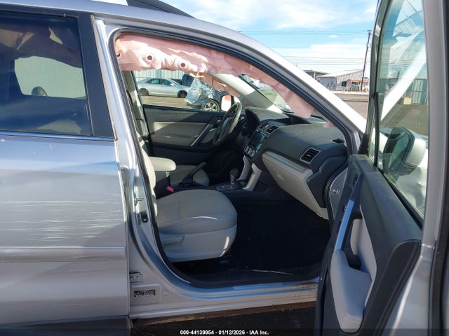 Subaru Forester 2.5i Limited 2016 JF2SJAKC6GH534135 Image 5