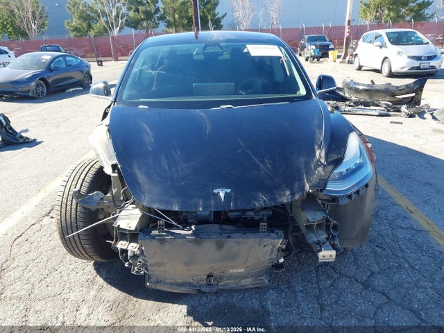 Tesla Model 3 Long Range/mid Range/standard Range/standard Range Plus 2019 5YJ3E1EA4KF296554 Image 13