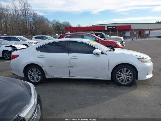 2014 Lexus Es 350 მანქანა იყიდება აუქციონზე, vin: JTHBK1GGXE2092529, აუქციონის ნომერი: 44139967