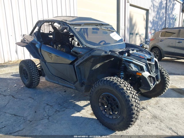 2022 CAN-AM MAVERICK X3 3JBVDAV45NE000105