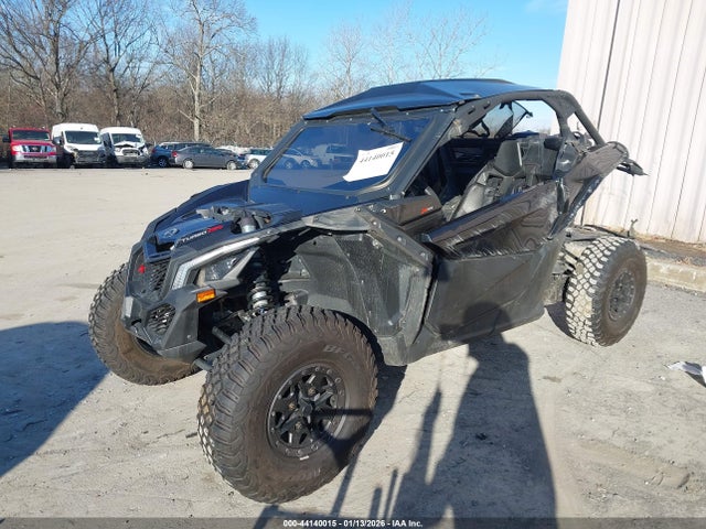 2022 CAN-AM MAVERICK X3 3JBVDAV45NE000105 Photo 1