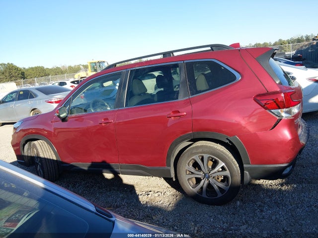 Subaru Forester Limited 2021 JF2SKAUC4MH559069 Image 14