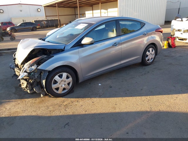 5NPDH4AE6GH734649 Hyundai ELANTRA SE
