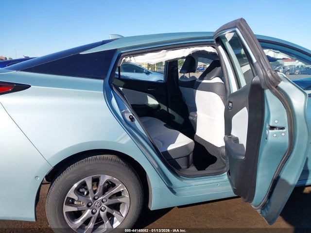 2020 TOYOTA PRIUS JTDKARFU7L3117324 Photo 7
