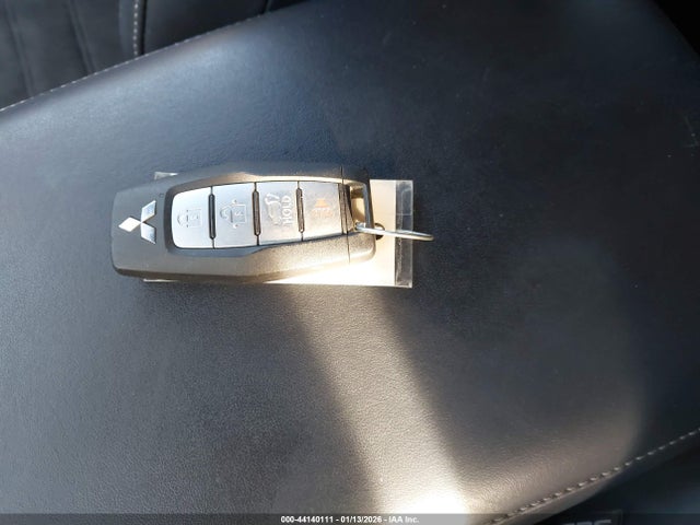 2023 MITSUBISHI OUTLANDER JA4J4UA86PZ034951 Photo 10