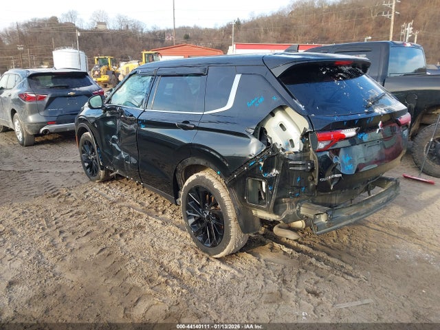 2023 MITSUBISHI OUTLANDER JA4J4UA86PZ034951 Photo 2