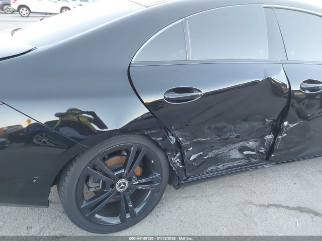 2020 MERCEDES-BENZ CLA 250 W1K5J4GB3LN084555 Photo 5