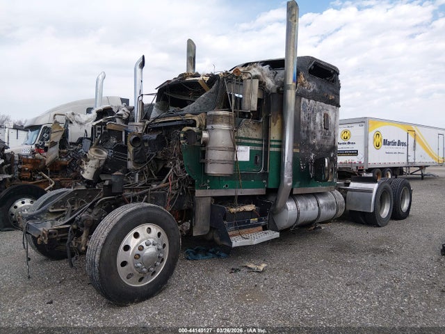 44140127 :رقم المزاد ، 1XKWDB9X96J136855 vin ، 2006 Kenworth Construction W900 مزاد بيع