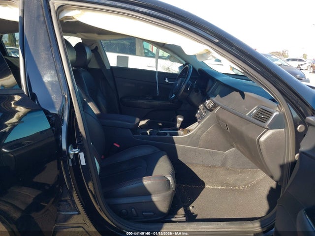 2018 KIA OPTIMA 5XXGW4L25JG209848 Photo 4