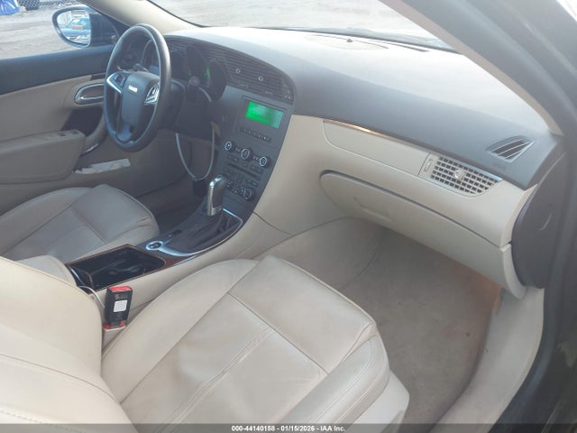 2011 SAAB 9-5 YS3GN4AR8B4001194 Photo 4