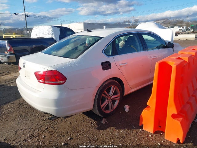 44140198 :رقم المزاد ، 1VWBM7A34DC061237 vin ، 2013 Volkswagen Passat 3.6l V6 Se مزاد بيع