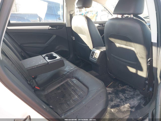 44140198 :رقم المزاد ، 1VWBM7A34DC061237 vin ، 2013 Volkswagen Passat 3.6l V6 Se مزاد بيع