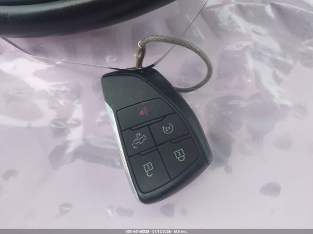 2025 CHEVROLET SILVERADO 1500 1GCUKDED6SZ109852 Photo 10