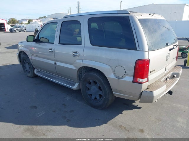 2005 CADILLAC ESCALADE 1GYEC63T35R120104 Photo 2
