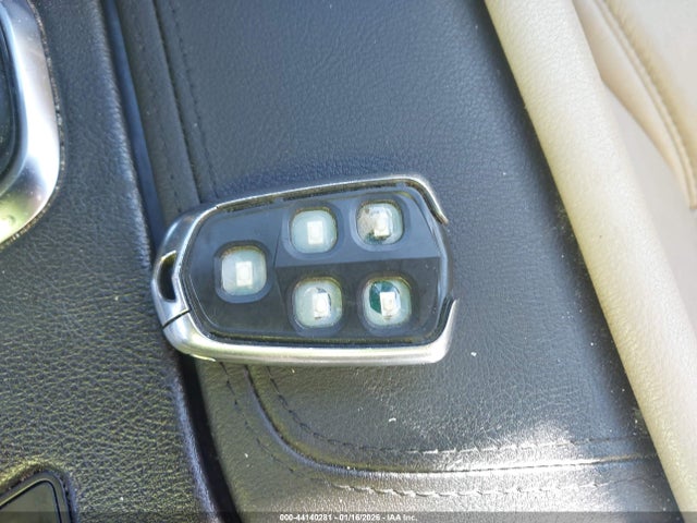 2017 CADILLAC XT5 1GYKNBRS6HZ289736 Photo 10