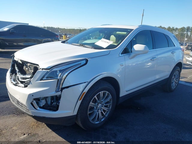 2017 CADILLAC XT5 1GYKNBRS6HZ289736 Photo 1
