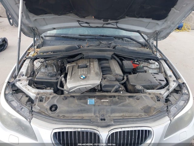 Продаж на аукціоні авто 2007 Bmw 525i, vin: WBANE53527CW66701, номер лоту: 44140286