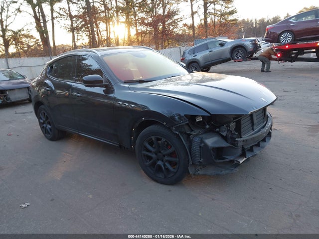 2019 MASERATI LEVANTE ZN661XUA9KX309655