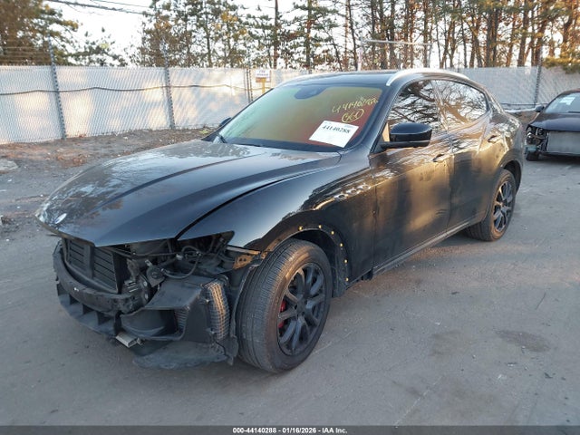 2019 MASERATI LEVANTE ZN661XUA9KX309655 Photo 1
