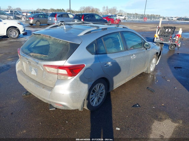 Subaru Impreza 2.0i Premium 2017 4S3GTAB69H3705256 Image 4