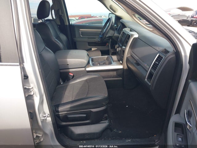 2018 RAM 1500 1C6RR6LT8JS157021 Photo 4