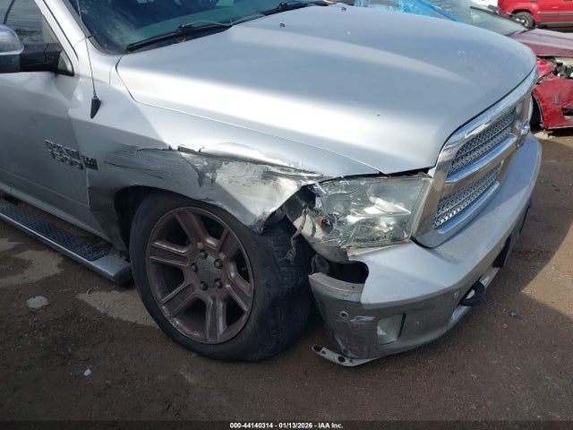 2018 RAM 1500 1C6RR6LT8JS157021 Photo 5