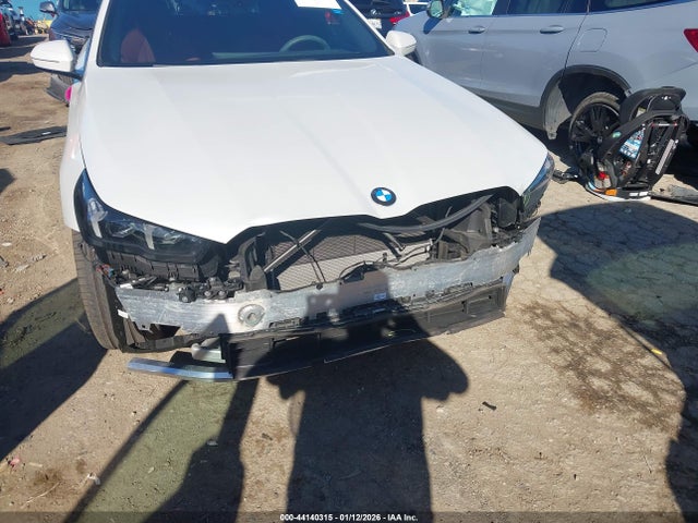 WBA43FJ09RCS54194 BMW 530I