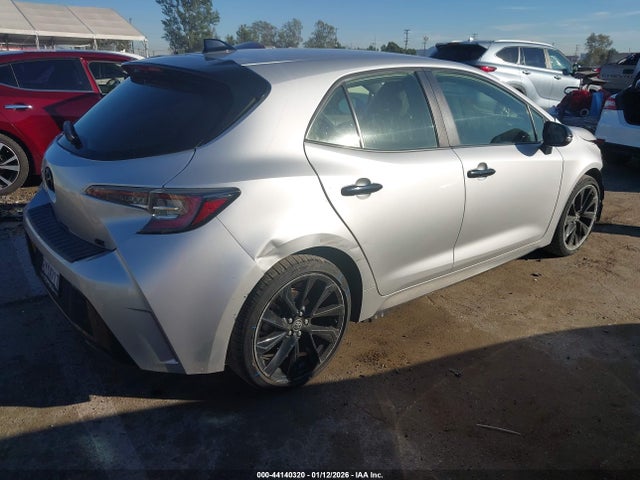 JTND4MBE6N3156714 Toyota Corolla Se Nightshade Edition