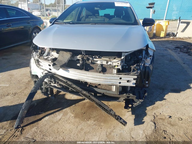 JTND4MBE6N3156714 Toyota Corolla Se Nightshade Edition