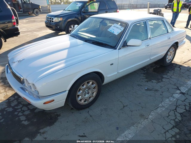 2001 JAGUAR XJ8 SAJDA14C91LF28245 Photo 1