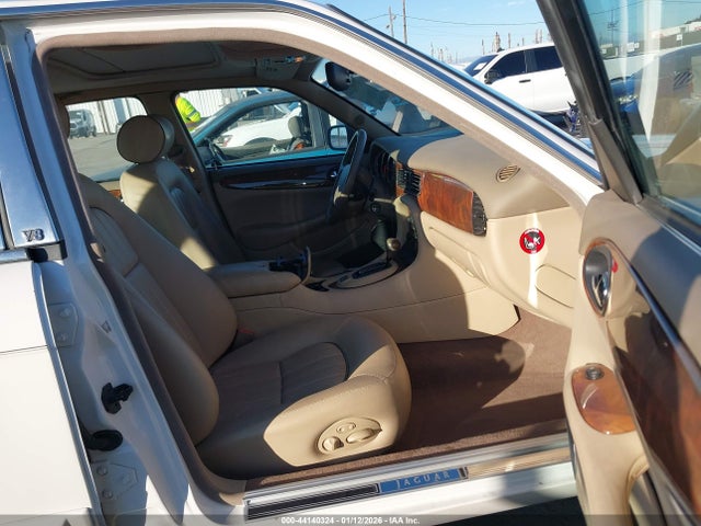 2001 JAGUAR XJ8 SAJDA14C91LF28245 Photo 4