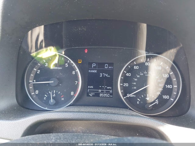5NPD74LF6JH371169 Hyundai ELANTRA SE
