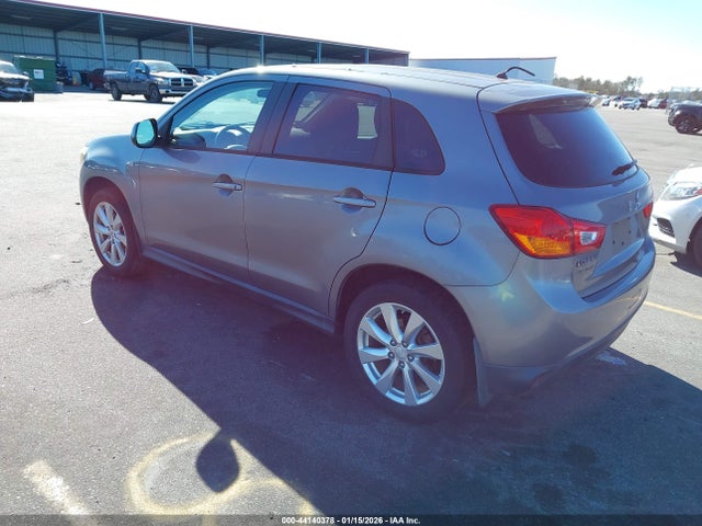 2015 MITSUBISHI OUTLANDER SPORT 4A4AP3AW5FE028630 Photo 2