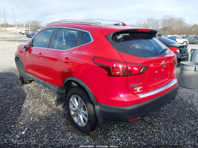 2018 NISSAN ROGUE SPORT JN1BJ1CP0JW164239 Photo 2